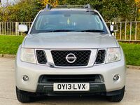 NISSAN NAVARA