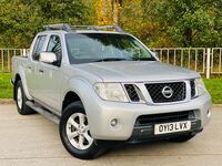 NISSAN NAVARA