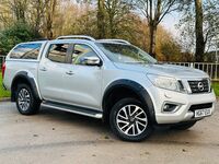 NISSAN NAVARA