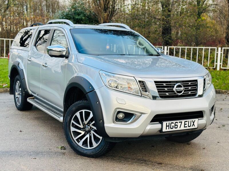 NISSAN NAVARA