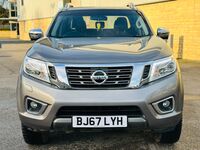 NISSAN NAVARA
