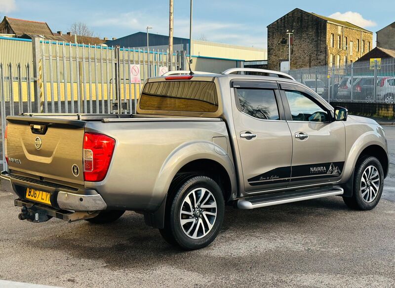 NISSAN NAVARA