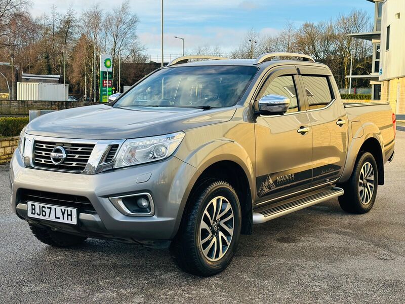NISSAN NAVARA