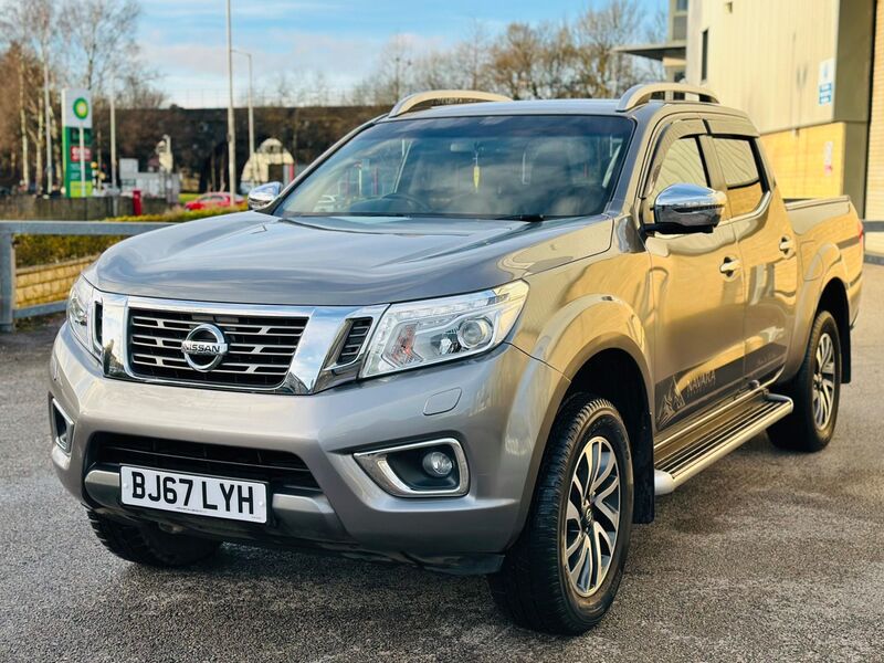 NISSAN NAVARA