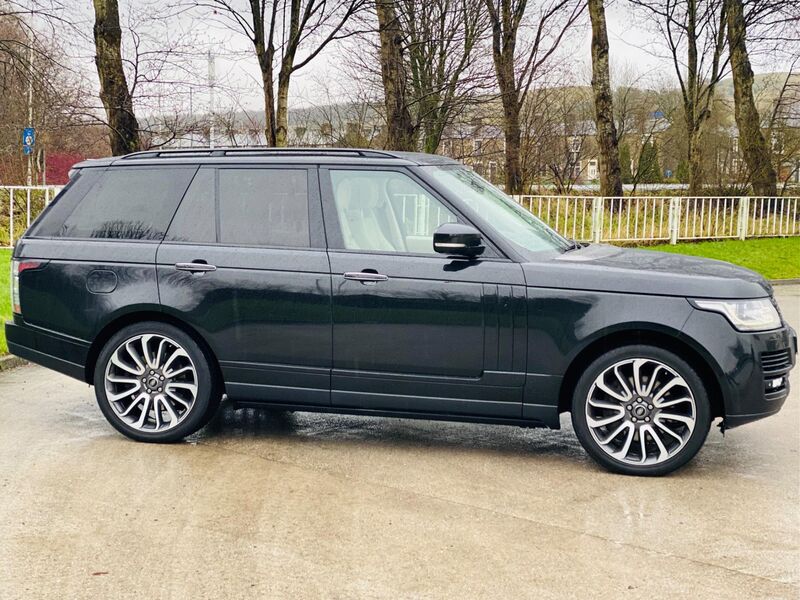 LAND ROVER RANGE ROVER
