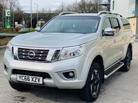 NISSAN NAVARA