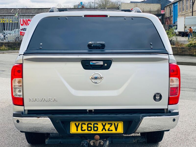 NISSAN NAVARA