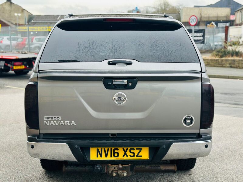 NISSAN NAVARA