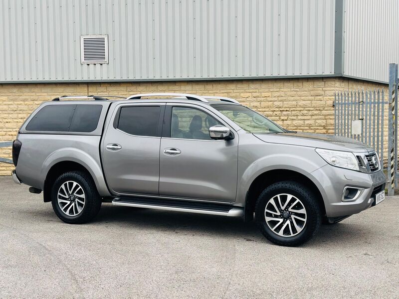 NISSAN NAVARA