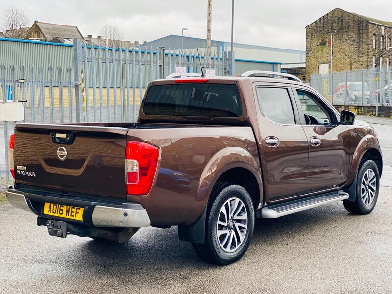 NISSAN NAVARA