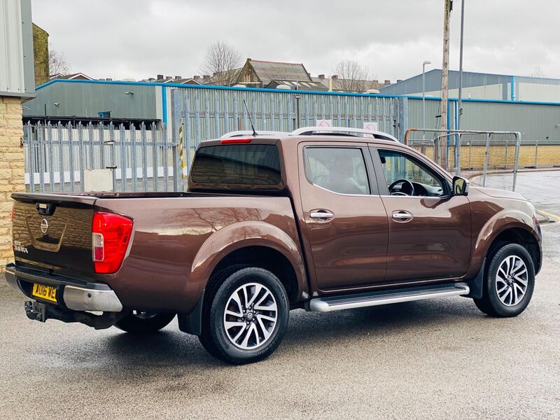 NISSAN NAVARA