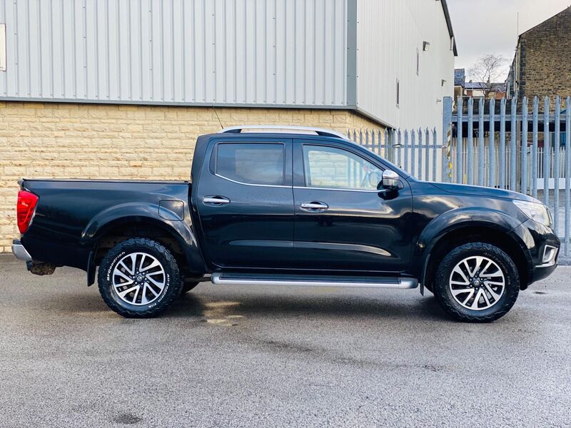 NISSAN NAVARA