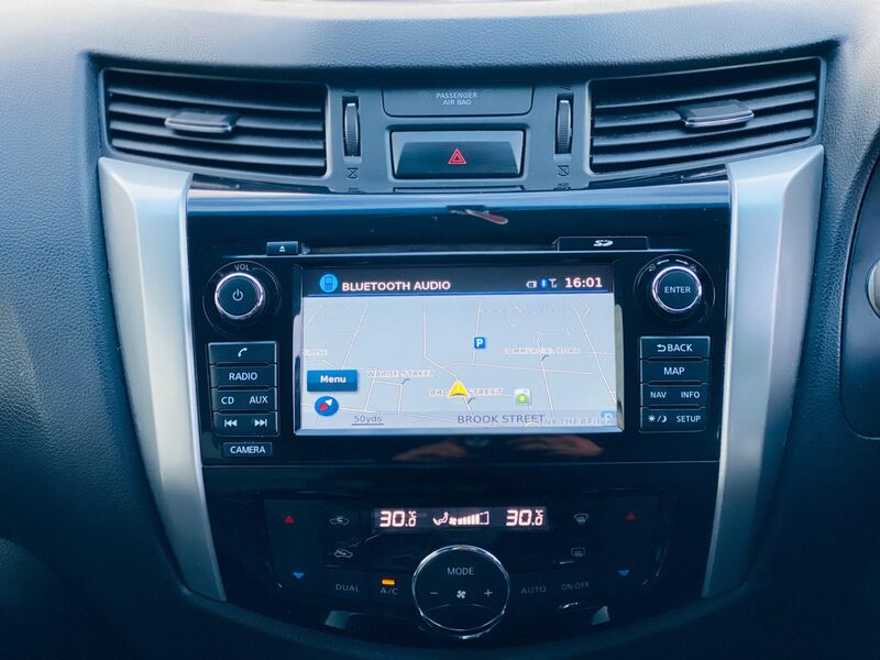NISSAN NAVARA