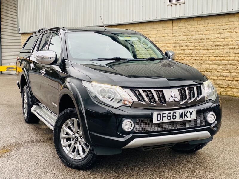 MITSUBISHI L200