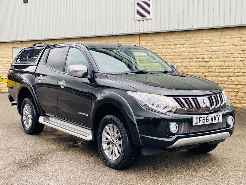MITSUBISHI L200