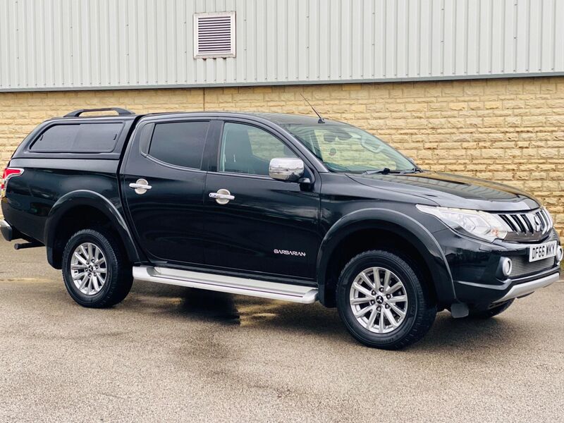 MITSUBISHI L200