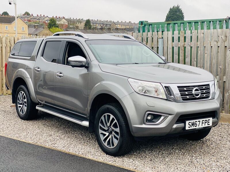 NISSAN NAVARA