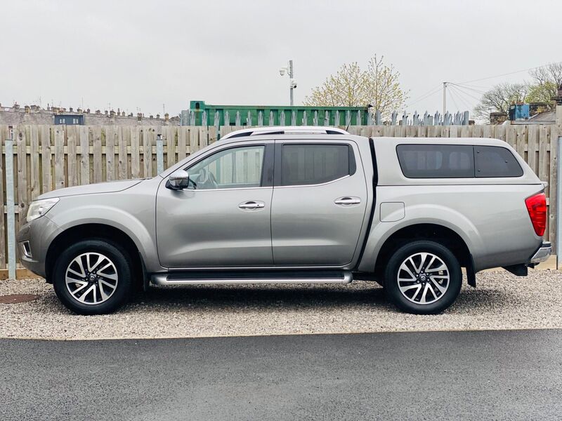 NISSAN NAVARA