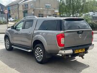 NISSAN NAVARA
