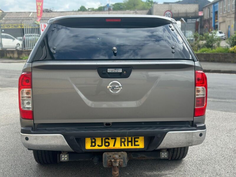 NISSAN NAVARA
