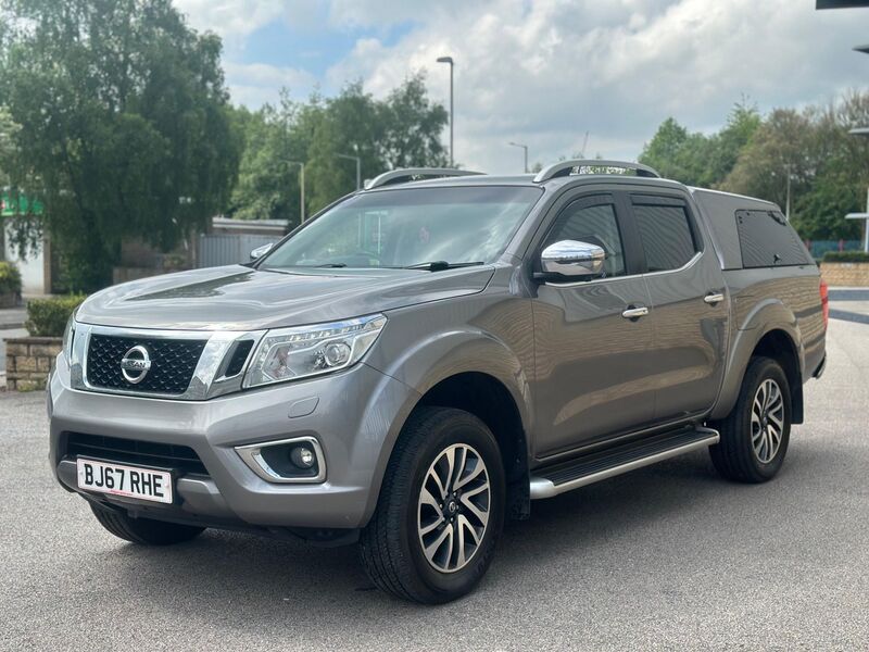 NISSAN NAVARA