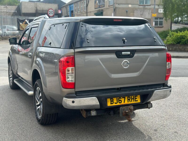 NISSAN NAVARA
