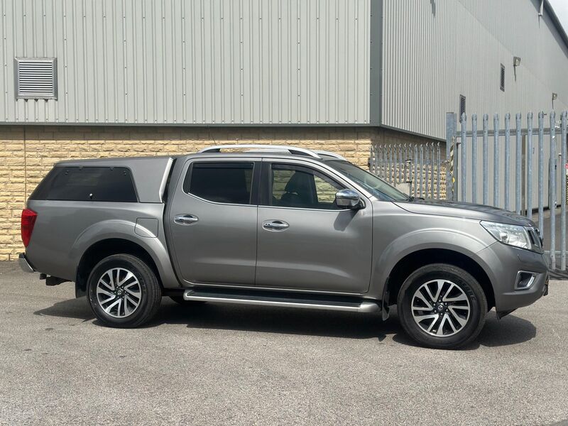 NISSAN NAVARA