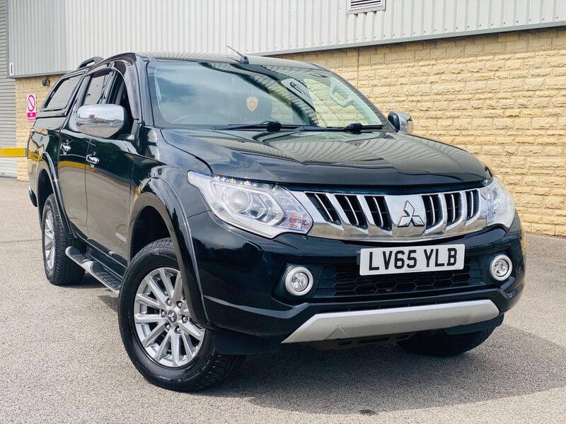 MITSUBISHI L200