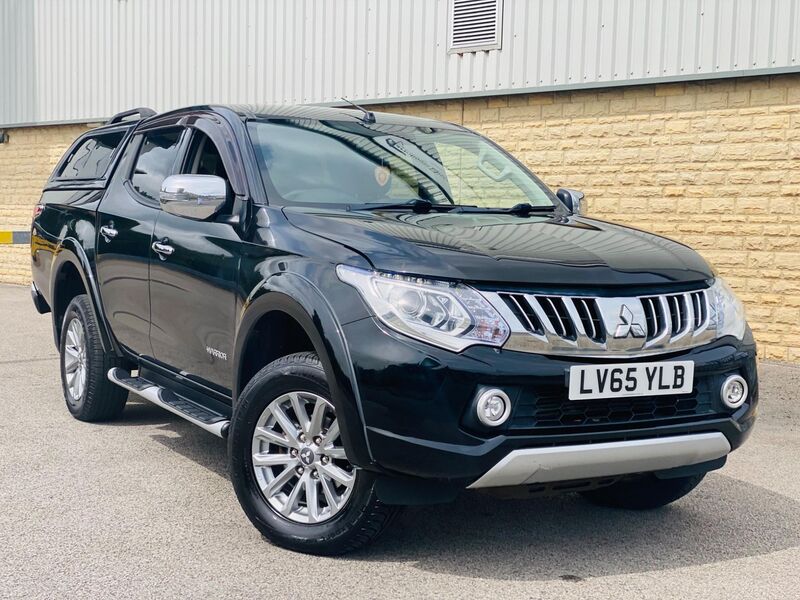 MITSUBISHI L200