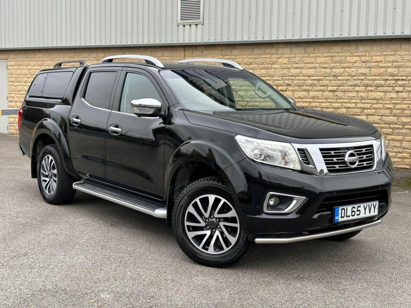 NISSAN NAVARA