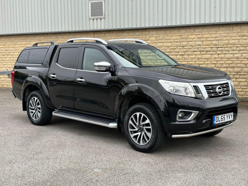 NISSAN NAVARA
