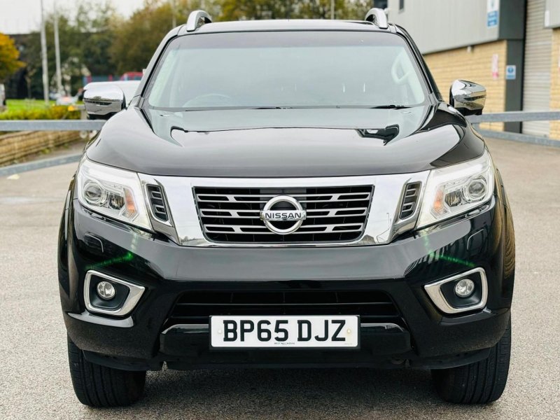 NISSAN NAVARA