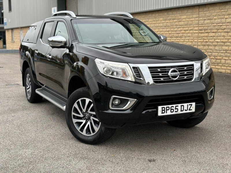 NISSAN NAVARA