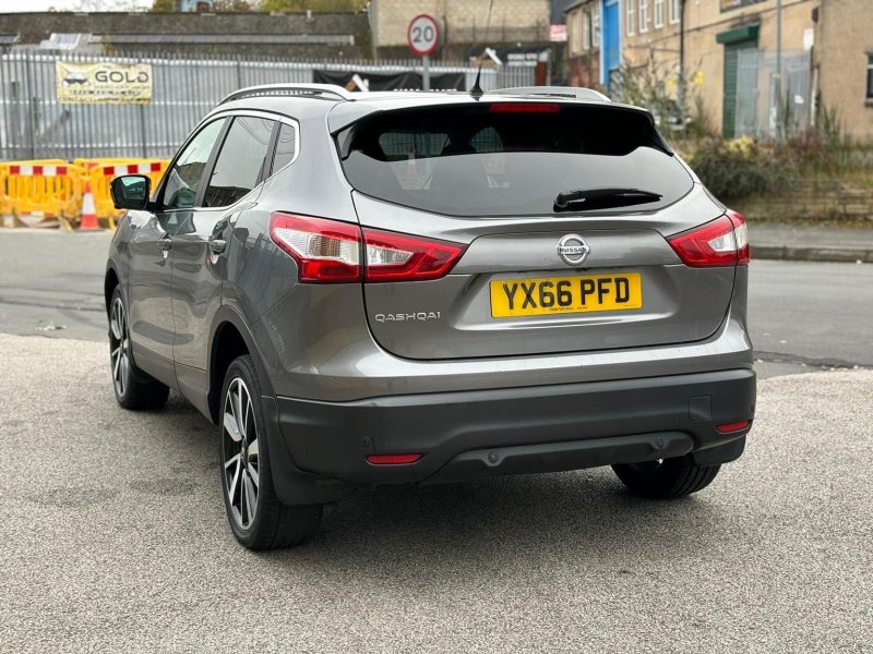 NISSAN QASHQAI