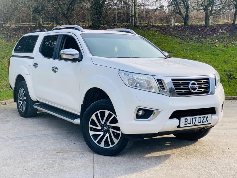 NISSAN NAVARA