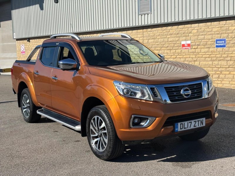 NISSAN NAVARA