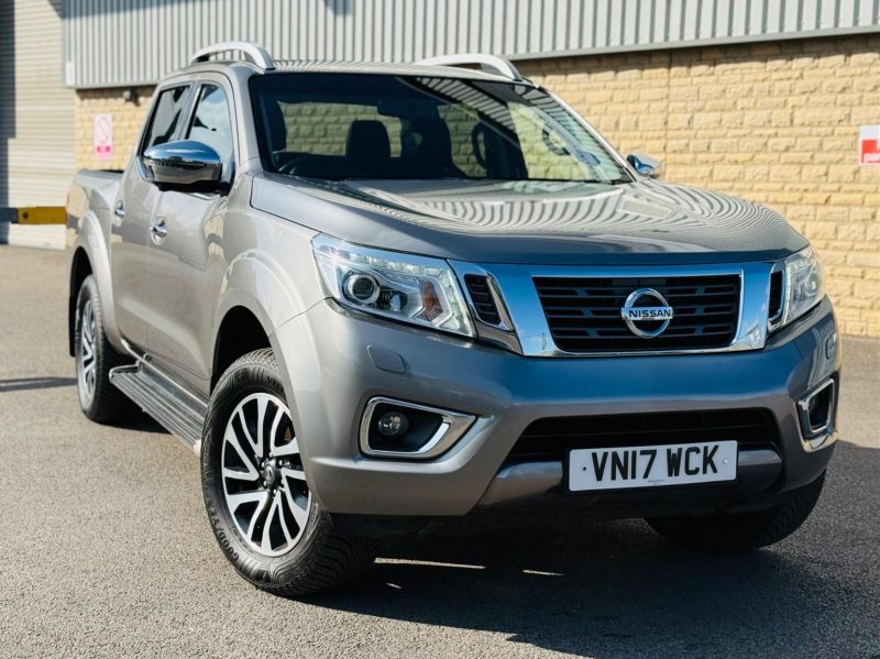 NISSAN NAVARA